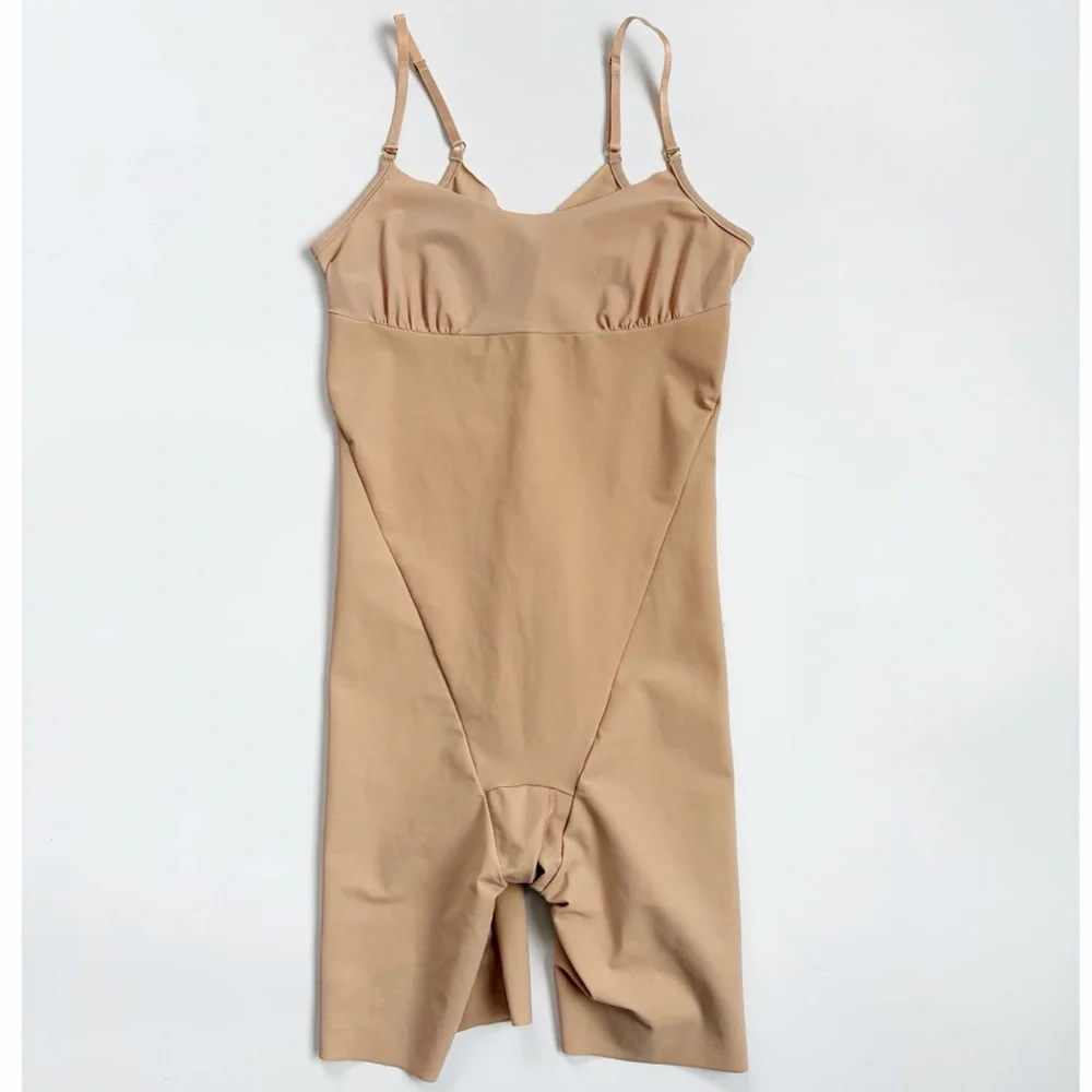 Commando Classic Control Slip Nude Medium - Picture 2 of 7